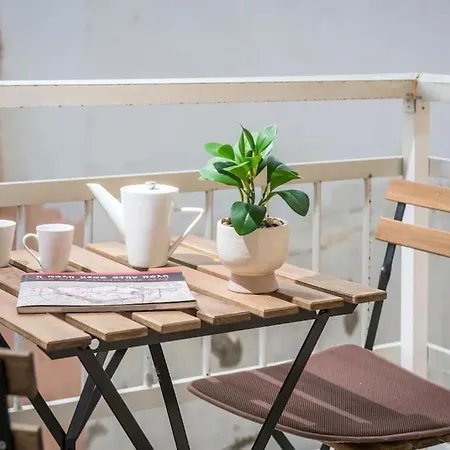 Mojo - Cozy Heraklion (Crete)